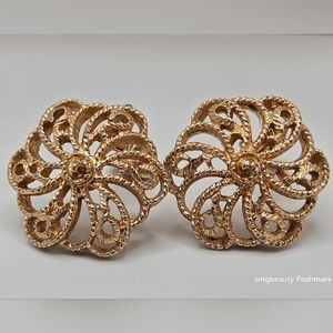 Sarah Coventry Filigree Clip-On Vintage Gold-Tone Earrings